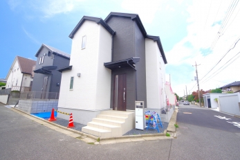 DȊXɂӂ킵XƂȂ܂AZގ҂ɖƈS^Ă܂B 