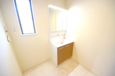 AQO⒩̐gxxȂǁAKɂgʒEߏB 