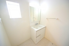 AQO⒩̐gxxȂǁAKɂgʒEߏB 