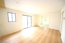 LXƂrO͌ڂłȂASJIɂĂ锤łB 