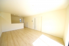 LXƂrO͌ڂłȂASJIɂĂ锤łB 