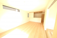 LXƂrO͌ڂłȂASJIɂĂ锤łB 