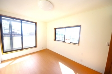 R荞߂傫ȑBQʍ̌Ȃ̂ŁA荞߂głB 