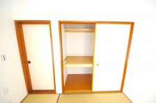 qlp̂zca̎[͏d󂷂͂łB 