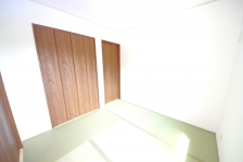 áArOڂ͂ꏊȂ̂ŁAql̗Vѕ₨QXy[XɃIXXłB 