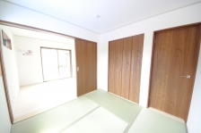 炬̃Xy[X̘aAql̃vC[ƂĂpo͂łB 