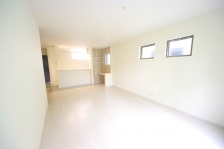 LXƂrO͌ڂłȂASJIɂĂ锤łB 