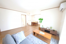 炵AKɁAΊɂȂԂĂ܂B 