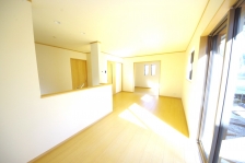 炵AKɁAΊɂȂԂĂ܂B 