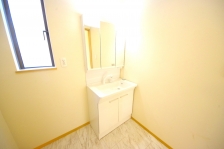 AQO⒩̐gxxȂǁAKɂgʒEߏB 