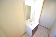 AQO⒩̐gxxȂǁAKɂgʒEߏB 