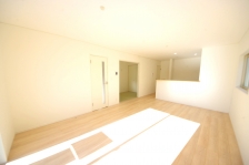 ��炵��������A���K�ɁA�Ί�ɂȂ���Ԃ�����Ă��܂��B 