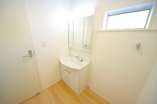 ��Ƃ�̐��ʃX�y�[�X�Œ��̐g�x�x�����K�X���[�Y�ɁB 