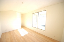 �o���R�j�[�ɖʂ�����������閾�邢�������́A�C�����̂��������}����ꂻ���ł��ˁB 