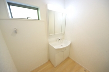 ��Ƃ�̐��ʃX�y�[�X�Œ��̐g�x�x�����K�X���[�Y�ɁB 