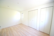 ���R�Ƃ�����ԉ��o�A�I�[�i�[�l�ɂƂ��ĉ��K�ȗ��z�̕�炵�̎��������͂����܂��B 